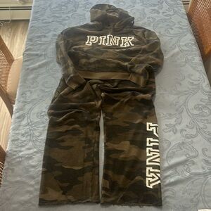 PINK Victoria secret sweatsuit